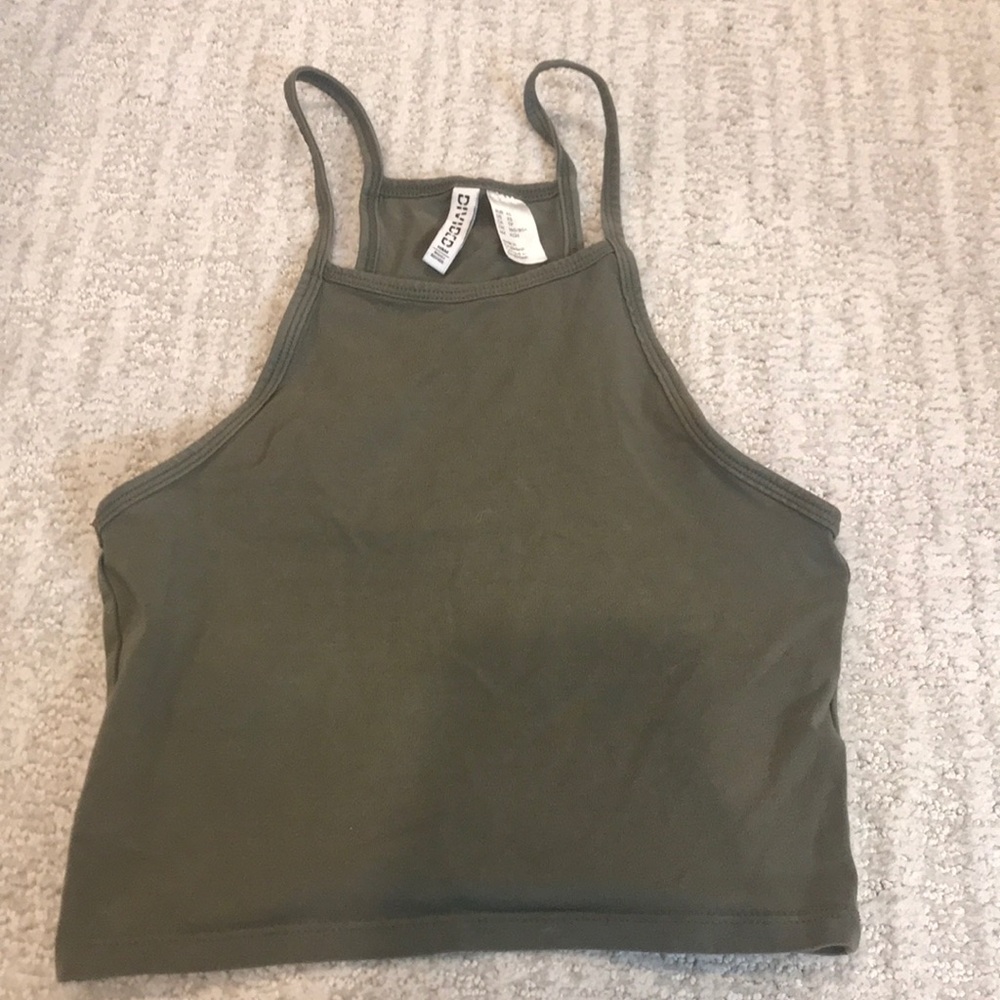 Crop top